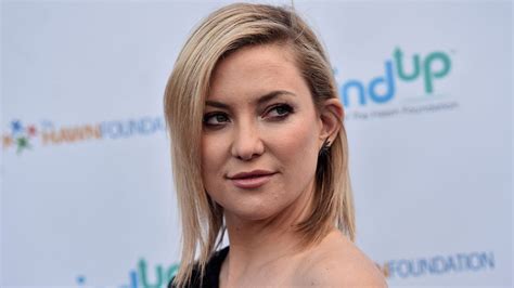 kate hudson nackt|Kate Hudson Poses Completely Naked in Epic Throwback Photo.